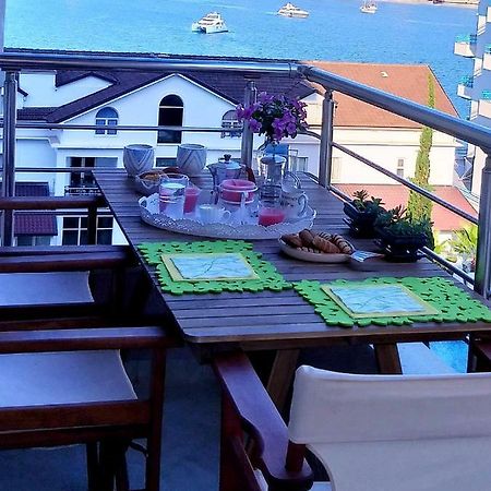 Iraa'S Apartment ซารานเดอ ภายนอก รูปภาพ