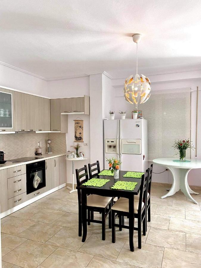 Iraa'S Apartment ซารานเดอ ภายนอก รูปภาพ