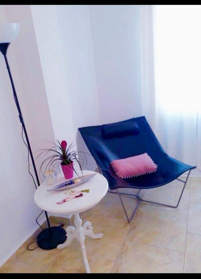 Iraa'S Apartment ซารานเดอ ภายนอก รูปภาพ