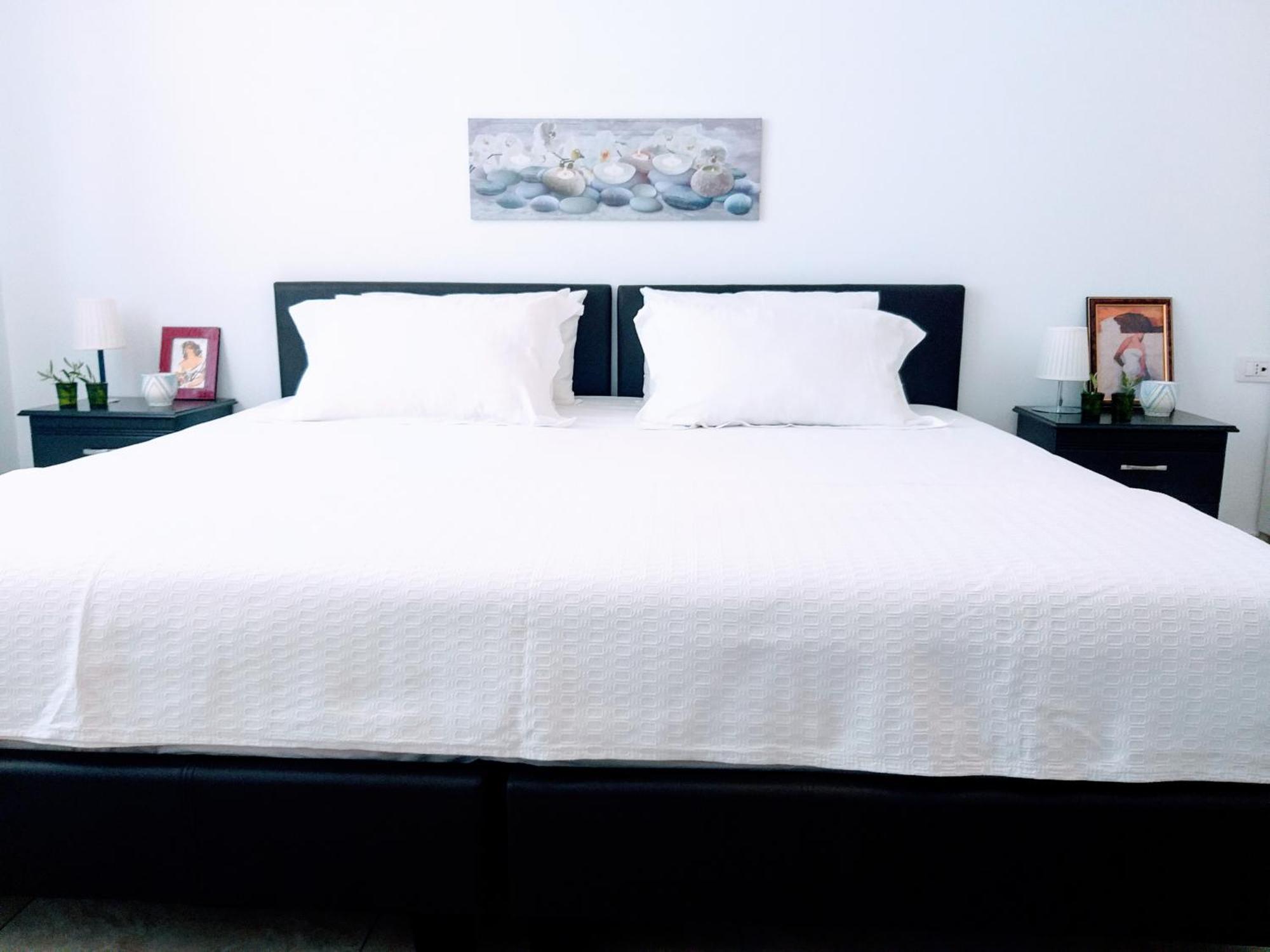 Iraa'S Apartment ซารานเดอ ห้อง รูปภาพ